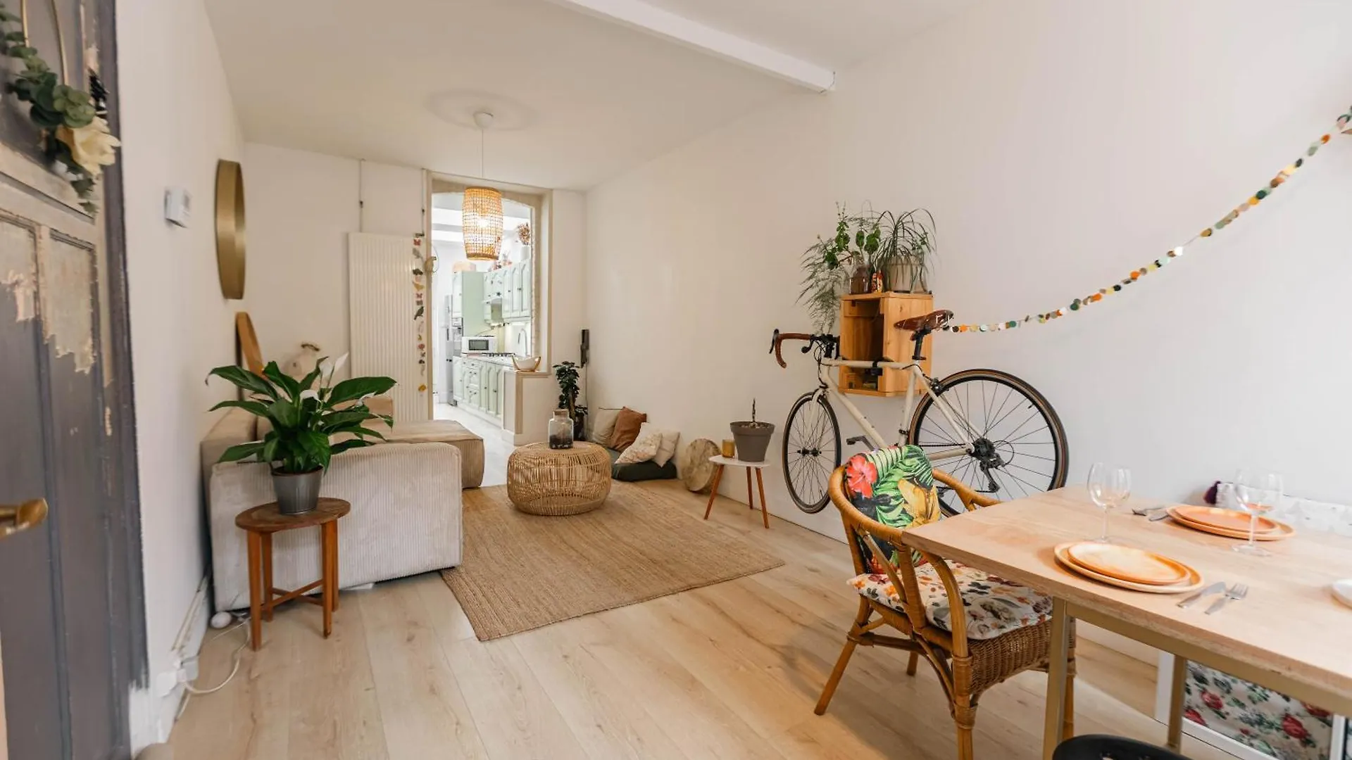 Maison Avec Jardin A Lille - La Pepiniere France